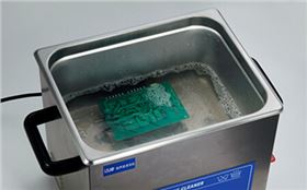 PCB電路板清洗