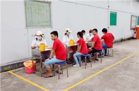 關(guān)愛(ài)員工身體健康----深聯(lián)PCB廠(chǎng)千余人免費(fèi)體檢