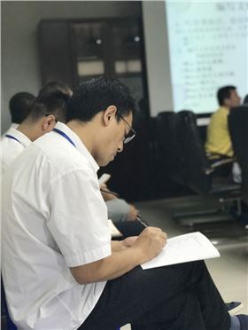 深聯(lián)線(xiàn)路板的《能源管理體系》正如火如荼地進(jìn)行著