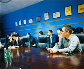 d208b1f627cc313a94ca5849c8d6233.jpg d208b1f627cc313a94ca5849c8d6233.jpg