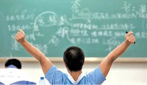 高考季，深聯(lián)電路板廠與你在一起！